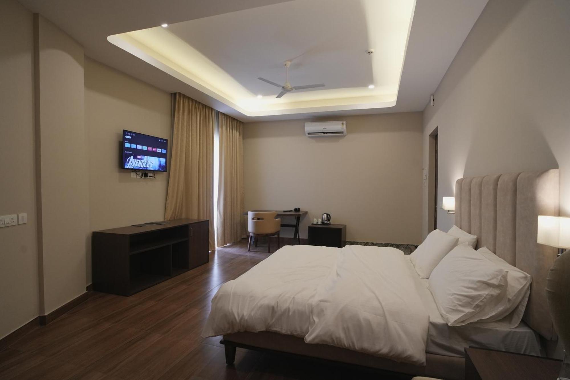 Hotel Tdi Club Retreat Sector-110 à Mohali Extérieur photo